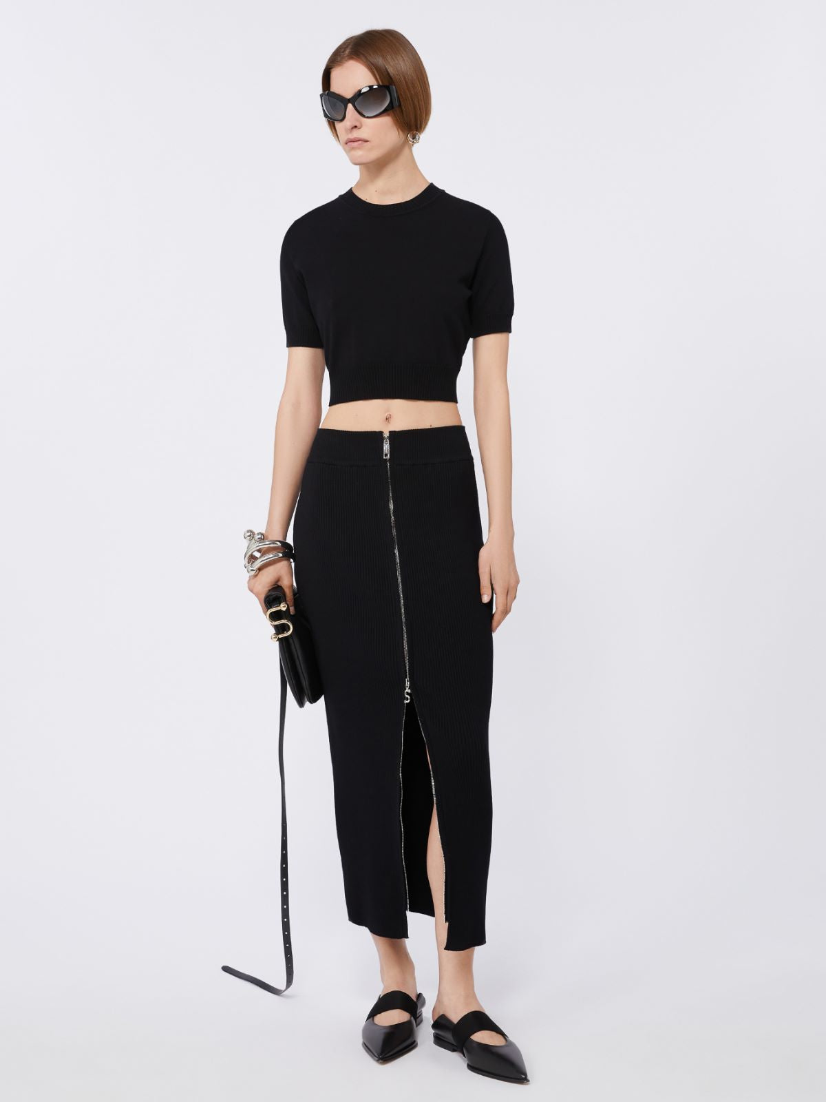 Pull BETTINA
