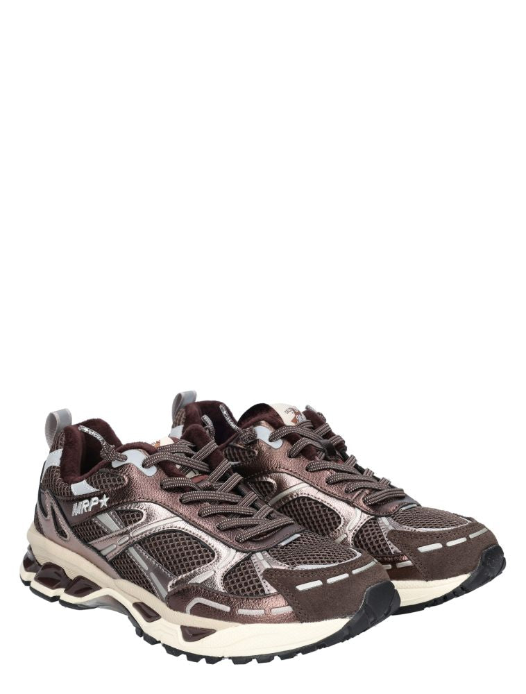 Retro running sneakers