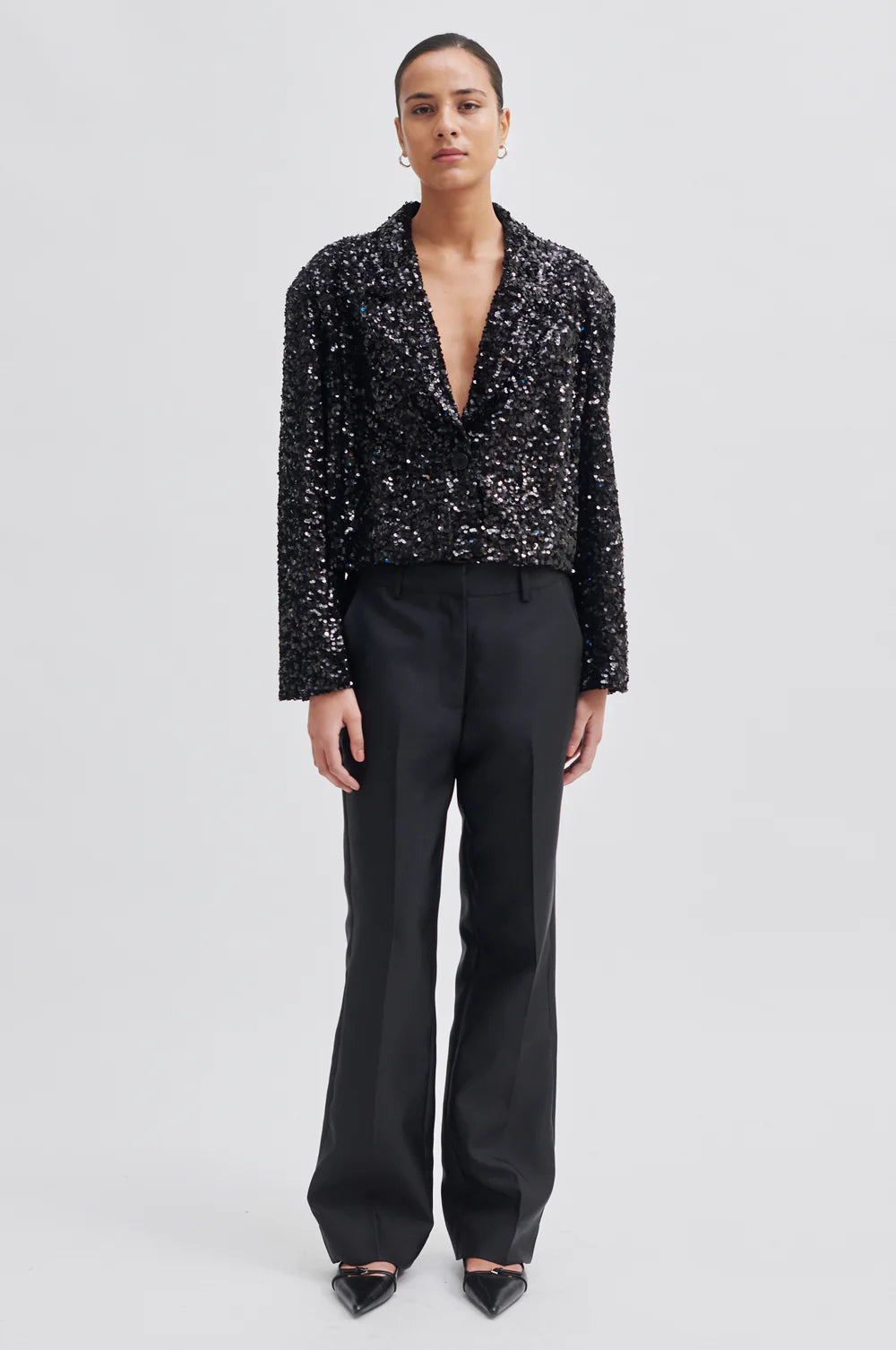 LUXURIOUS crop blazer