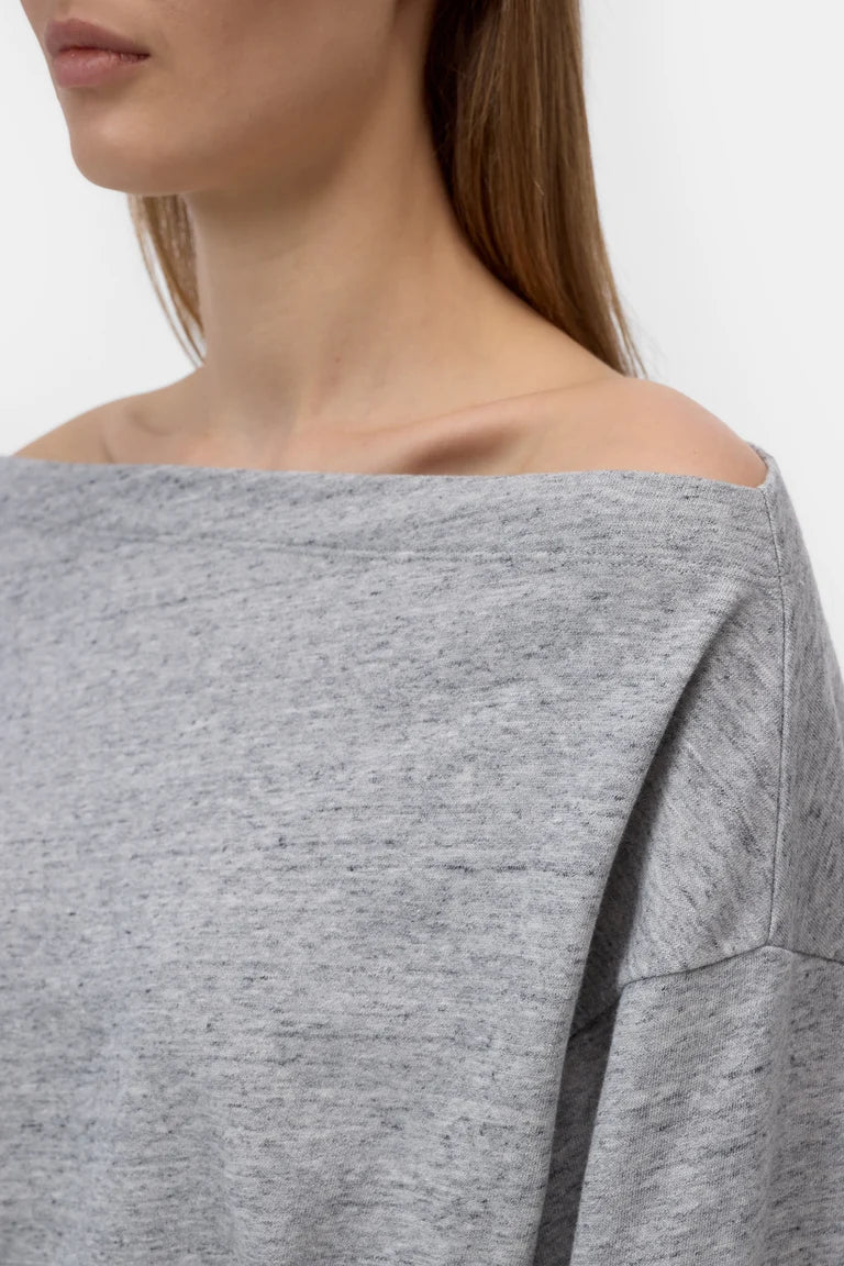 Sweat off-shoulder