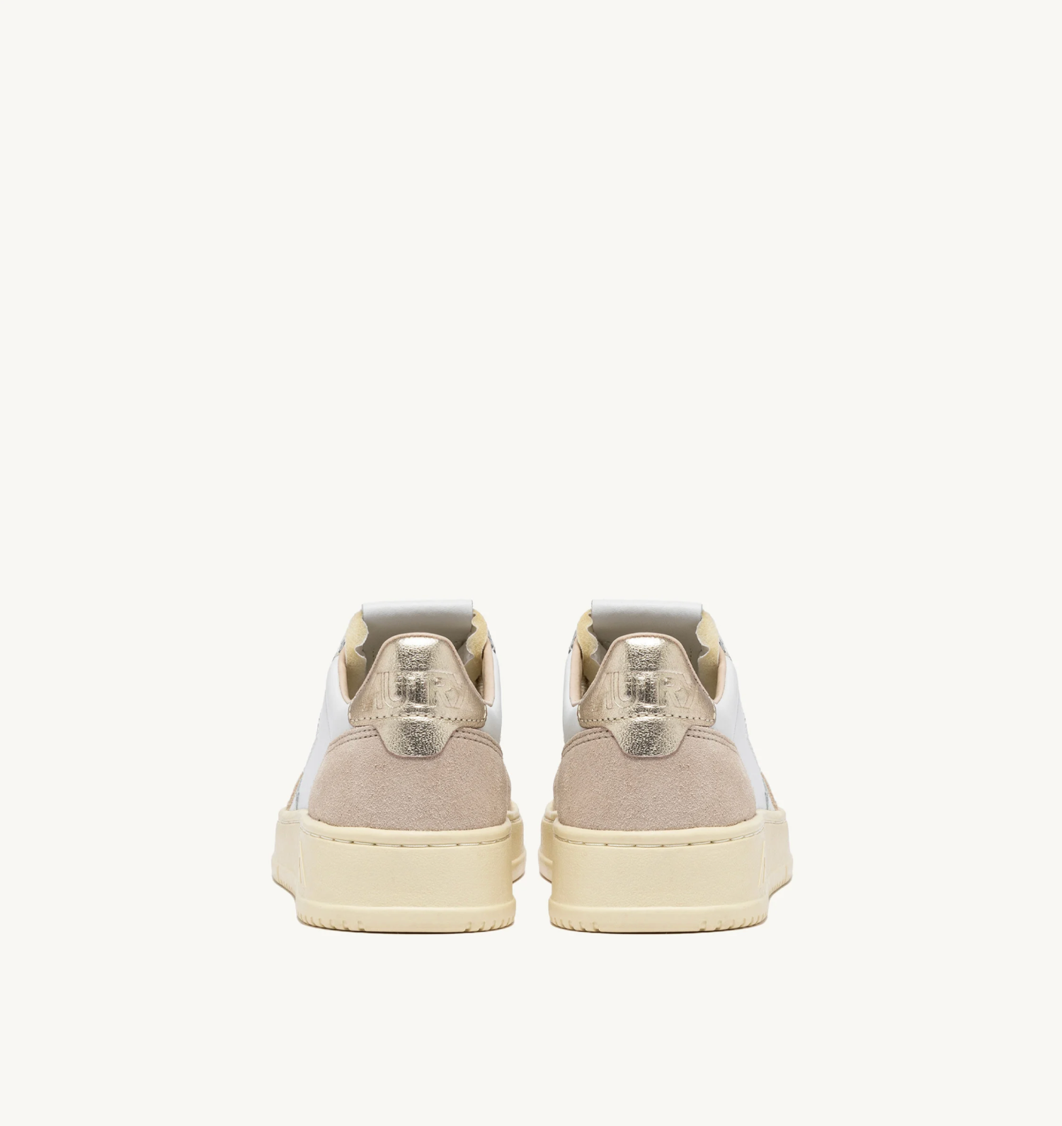 Baskets Medalist Low Wom Gold & Beige