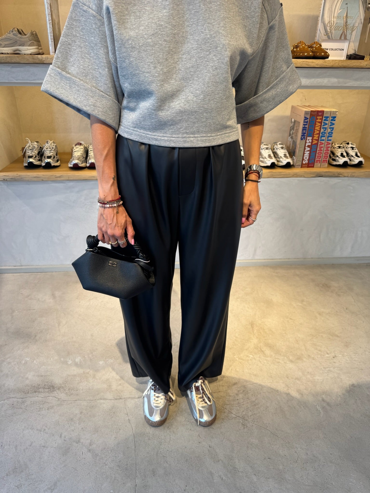 Pantalon cuir à pinces