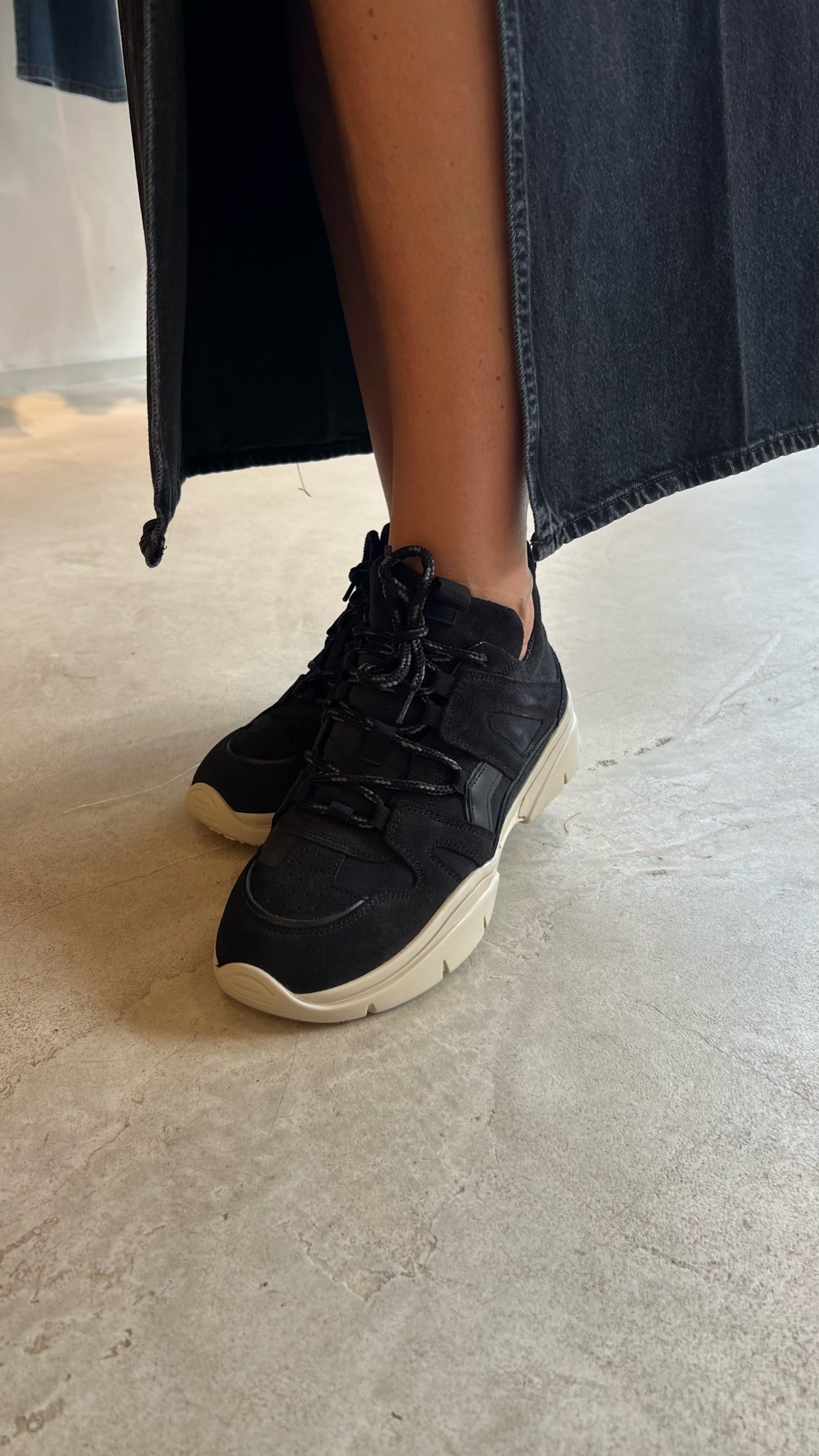 KINDERSY SNEAKERS