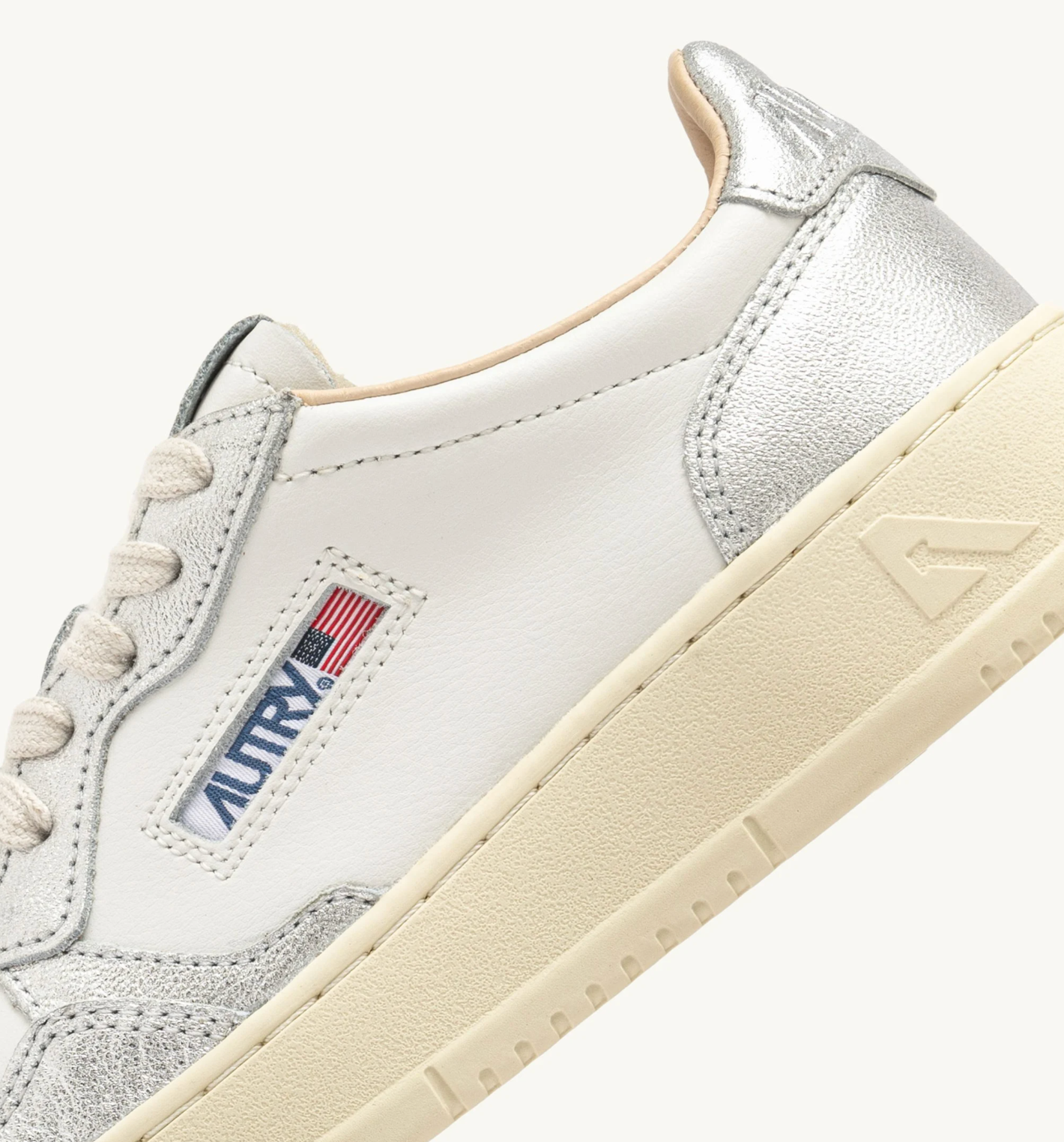 Baskets Medalist Low silver