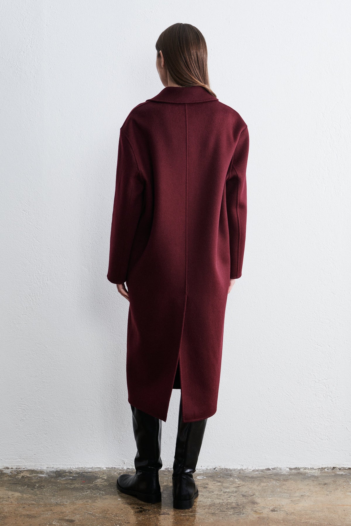 Manteau croisé Stockholm bordeaux The Dynamis Studio