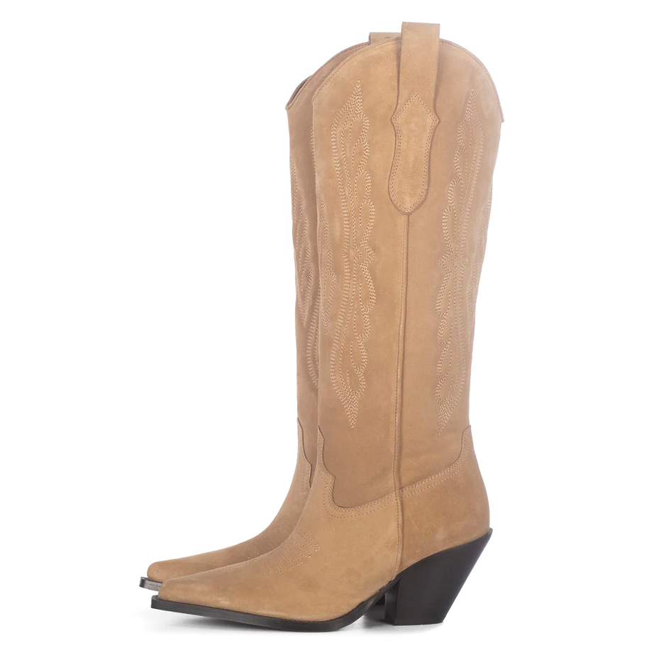 BUFALO SANTIAGS-LAARZEN