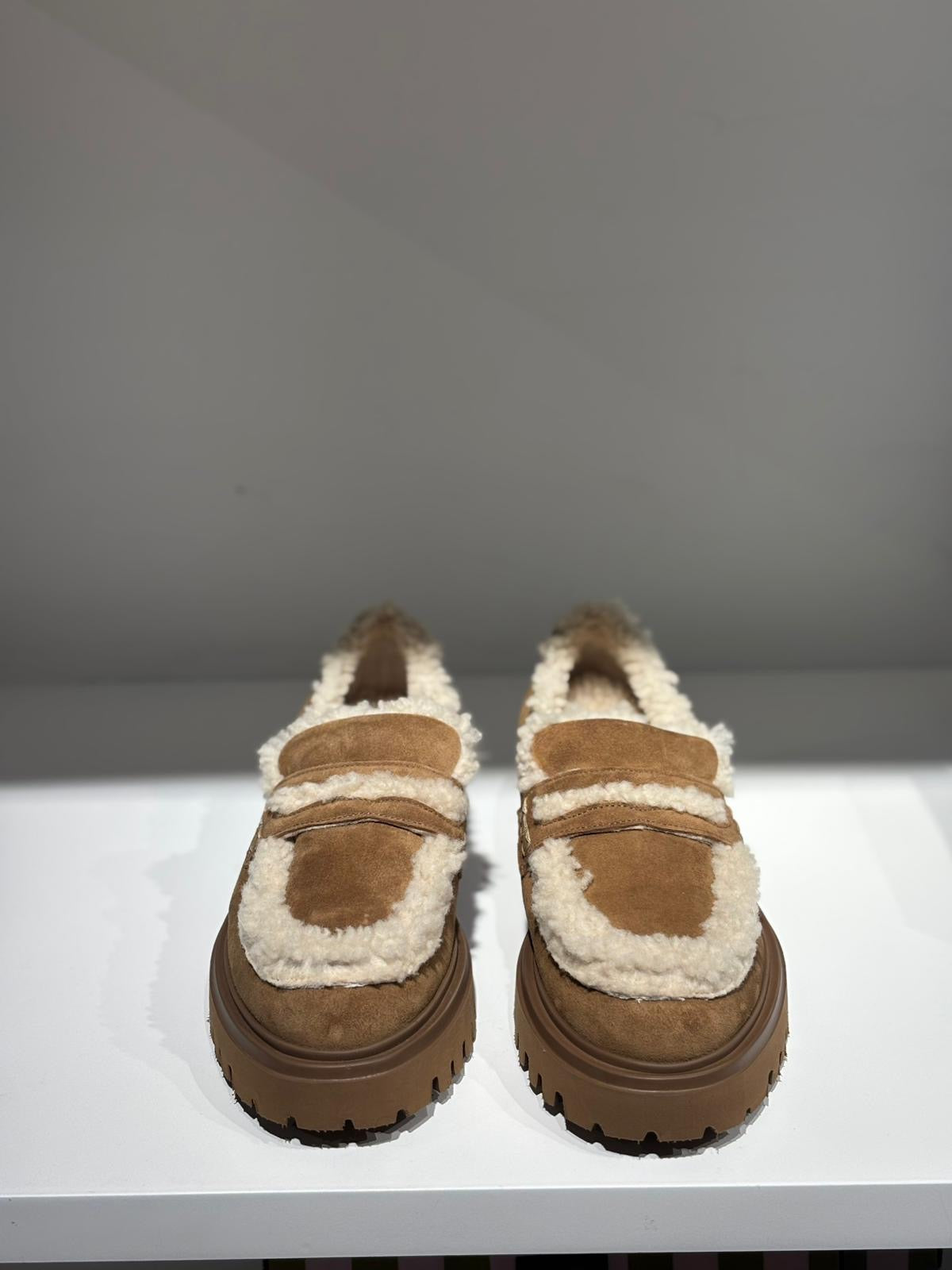 Mocassins daim fourrée
