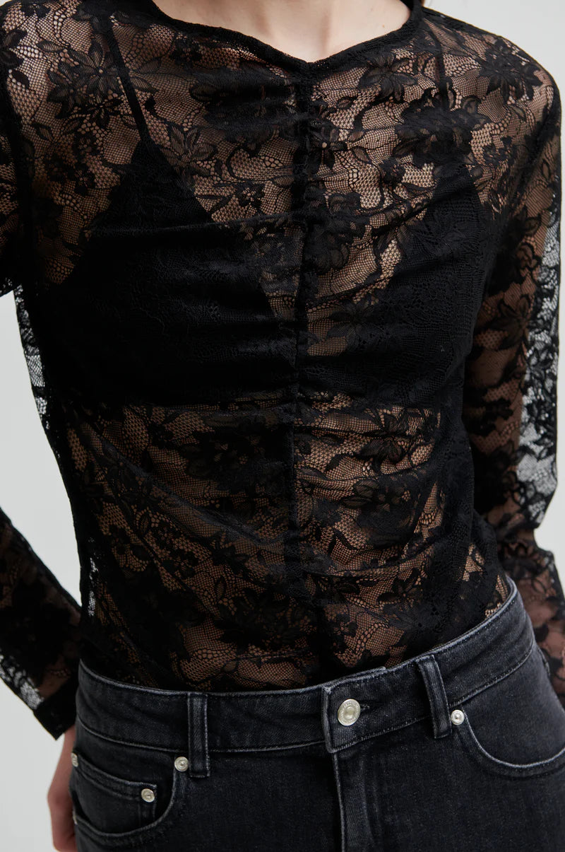 Blouse dentelle Social