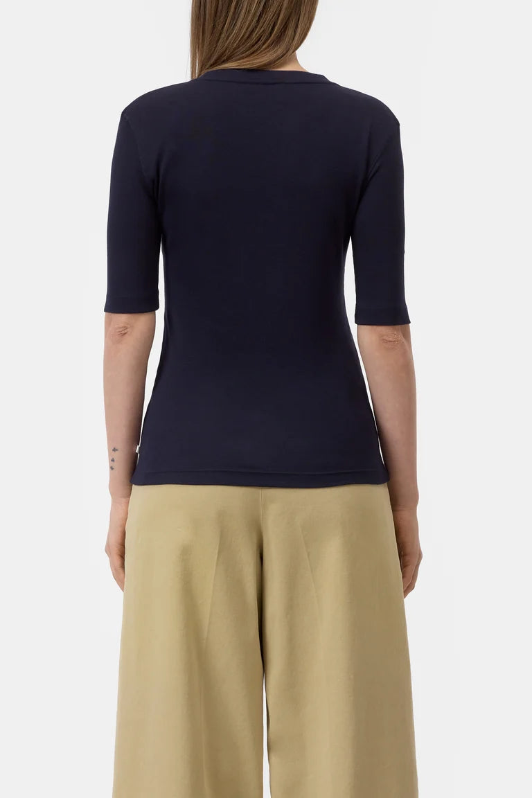 T-shirt Closed