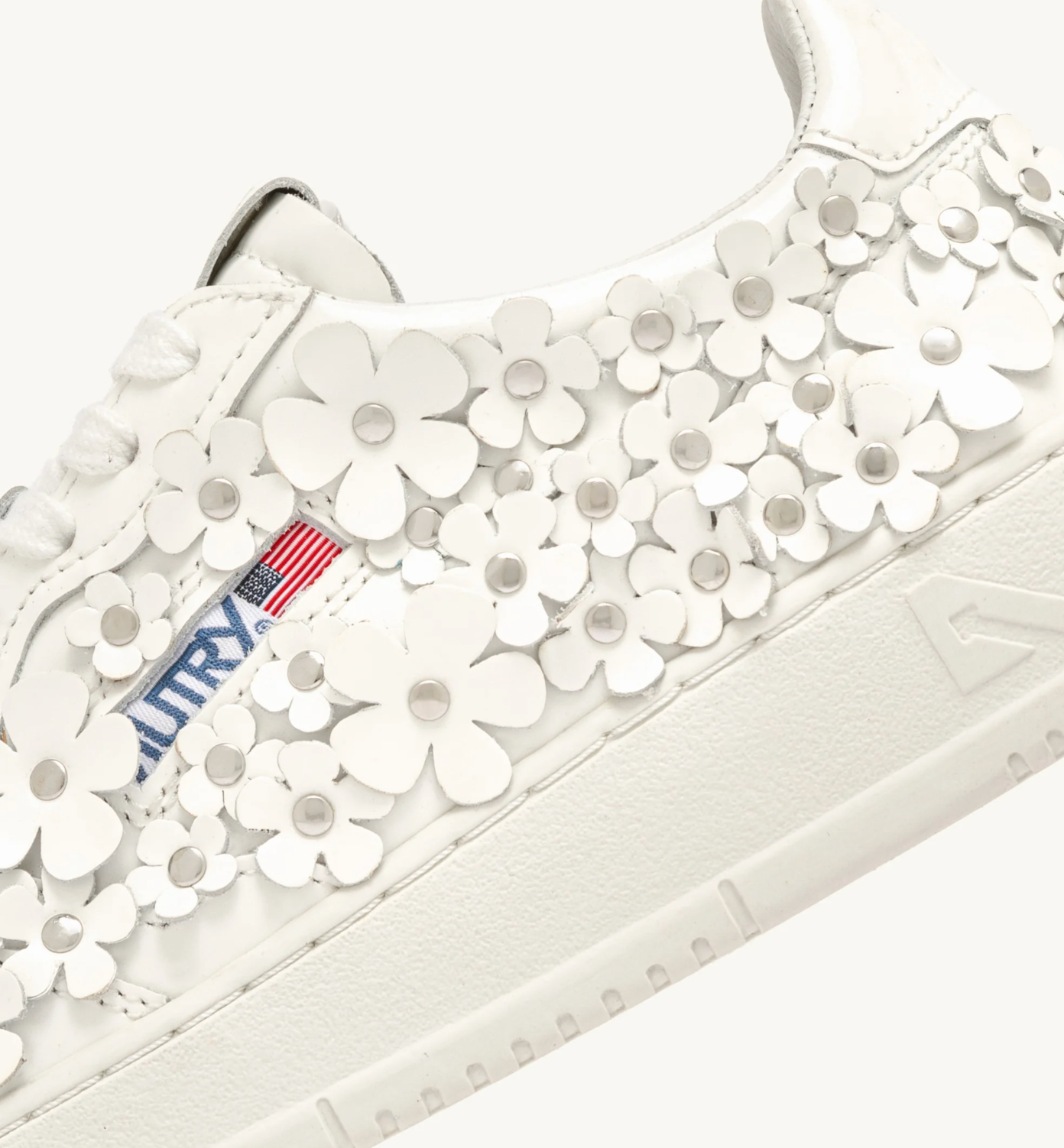 Baskets Medalist Low fleurs blanches