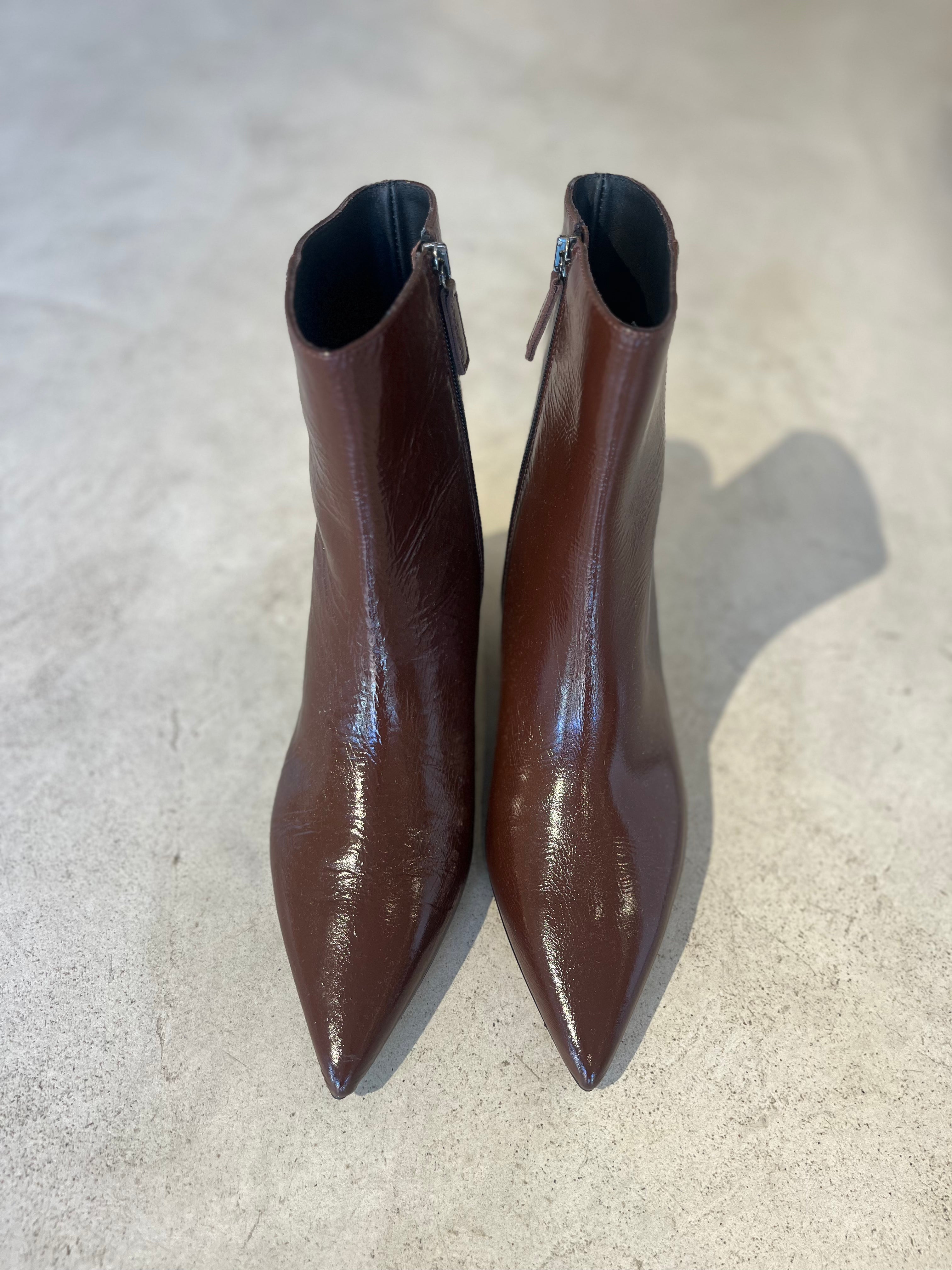 Boots MILA