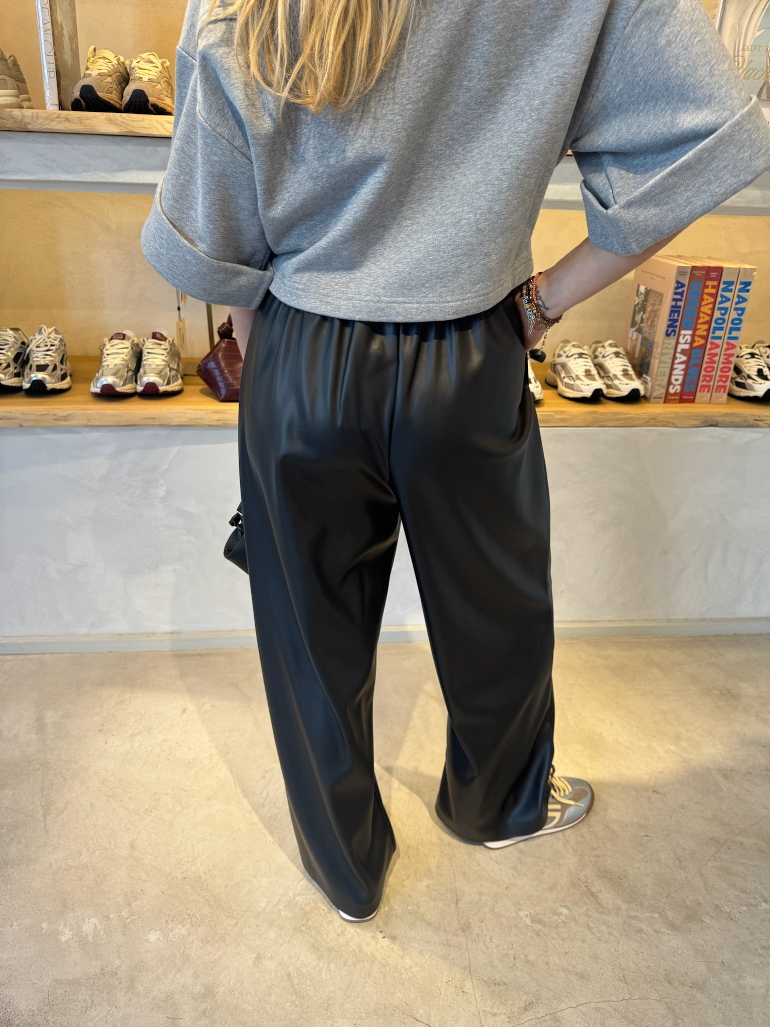 Pantalon cuir à pinces