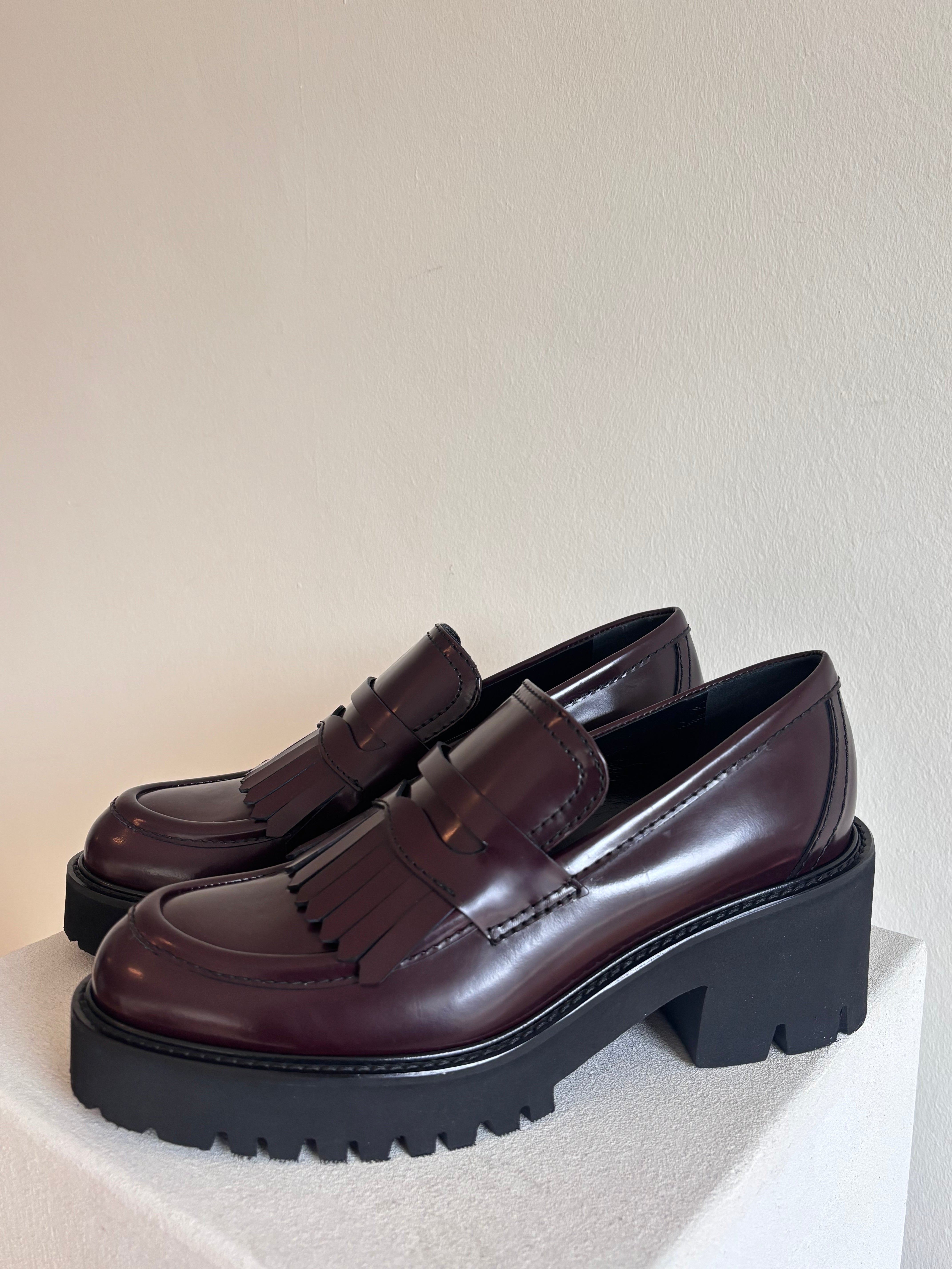 Campbell Leather Heeled Loafers