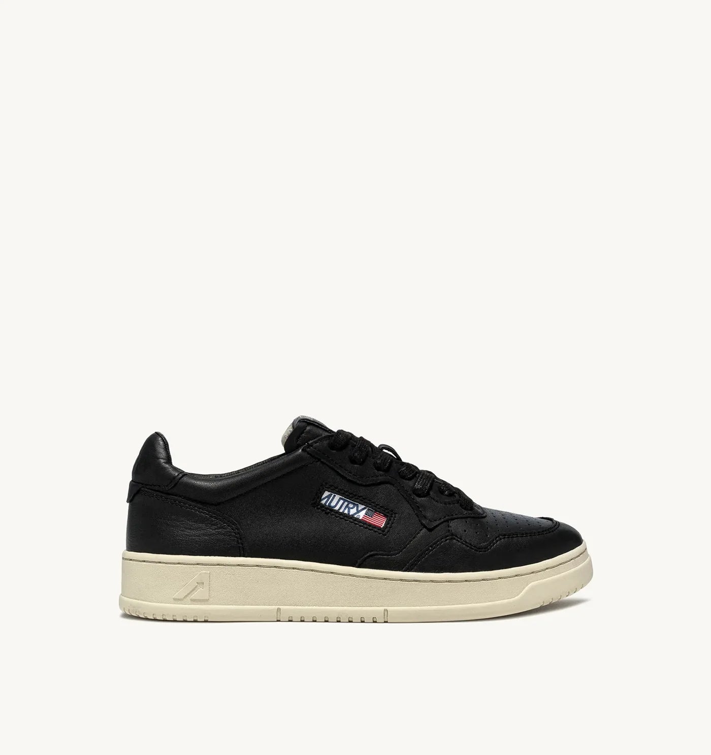 BASKET MEDALIST BASSES EN NAPPA NOIR SUPER SOFT