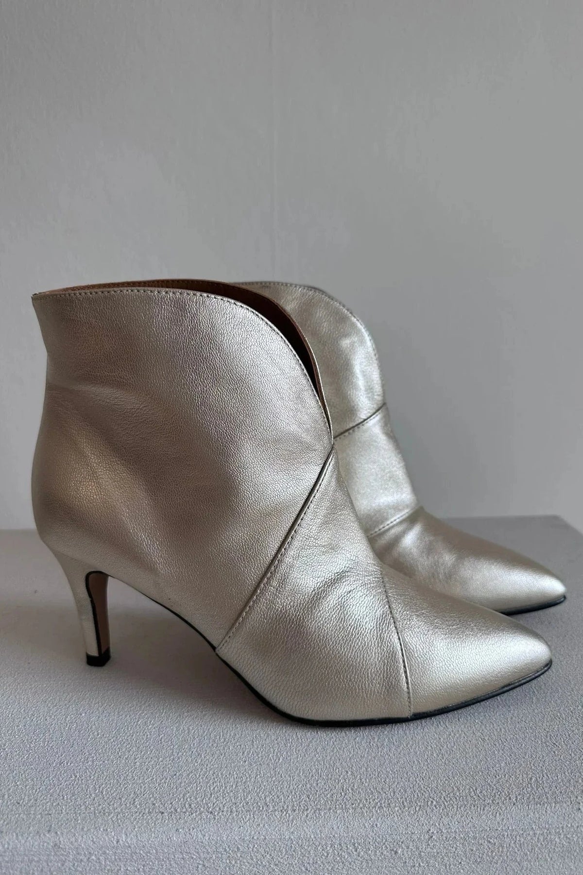 Boots Sofia