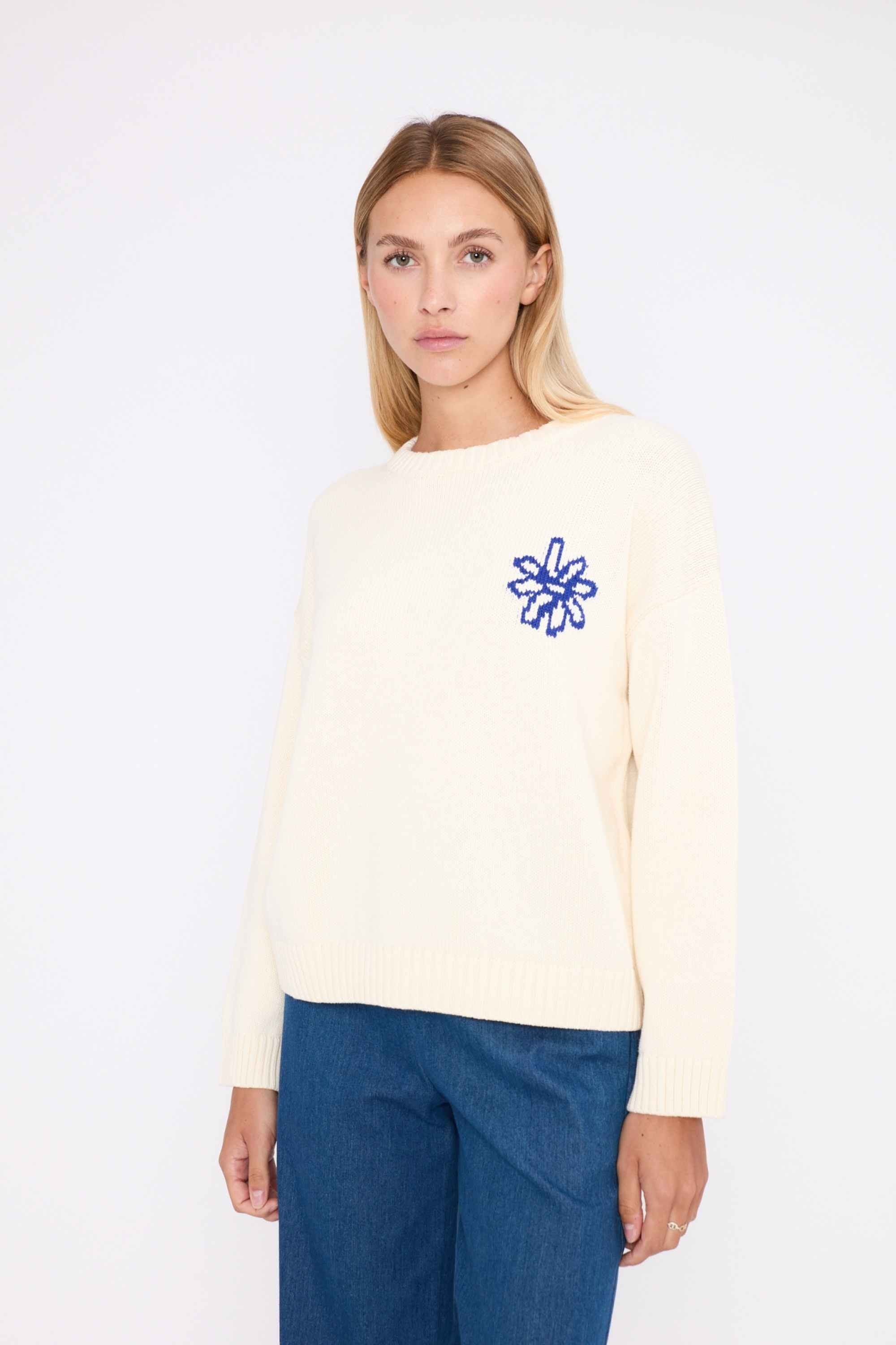 Pull CESARIA