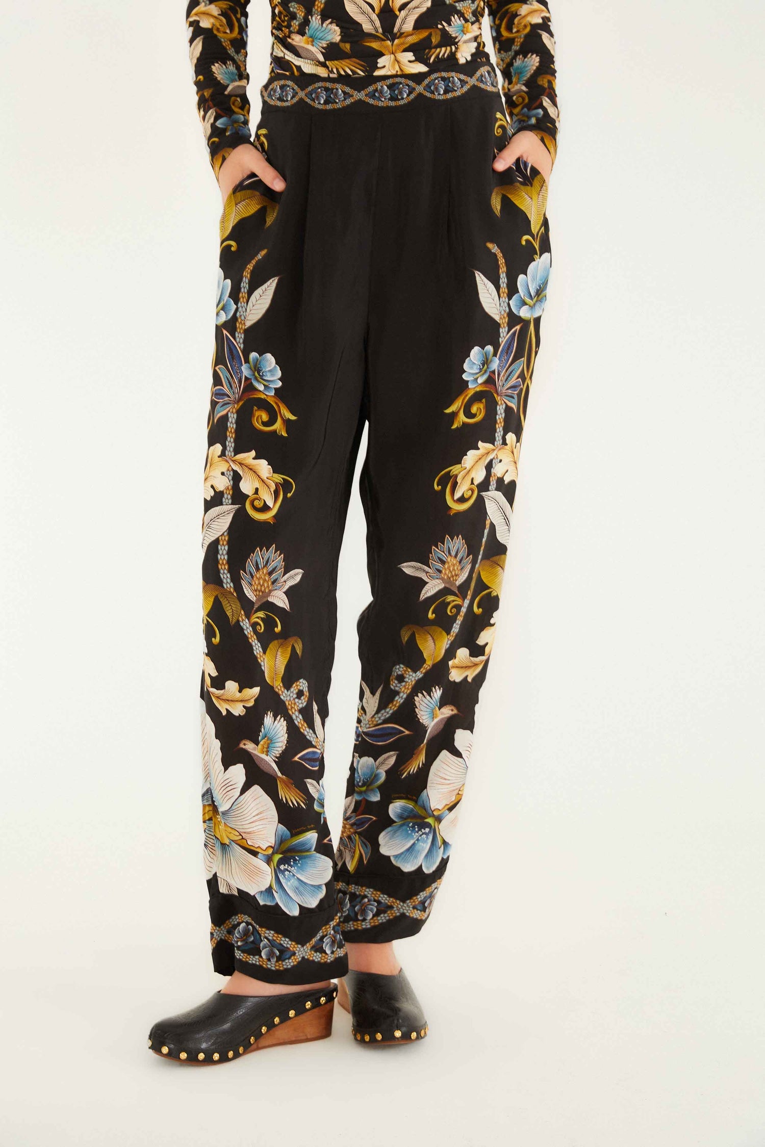 Pantalon black floral snake