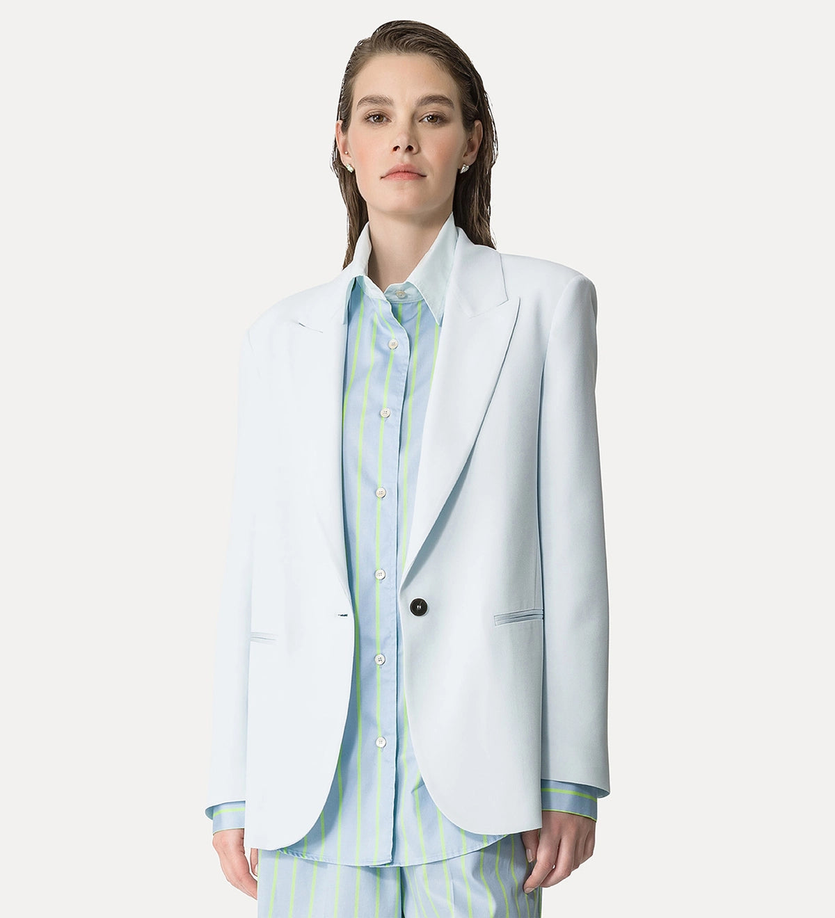 Blazer satin bleu ciel