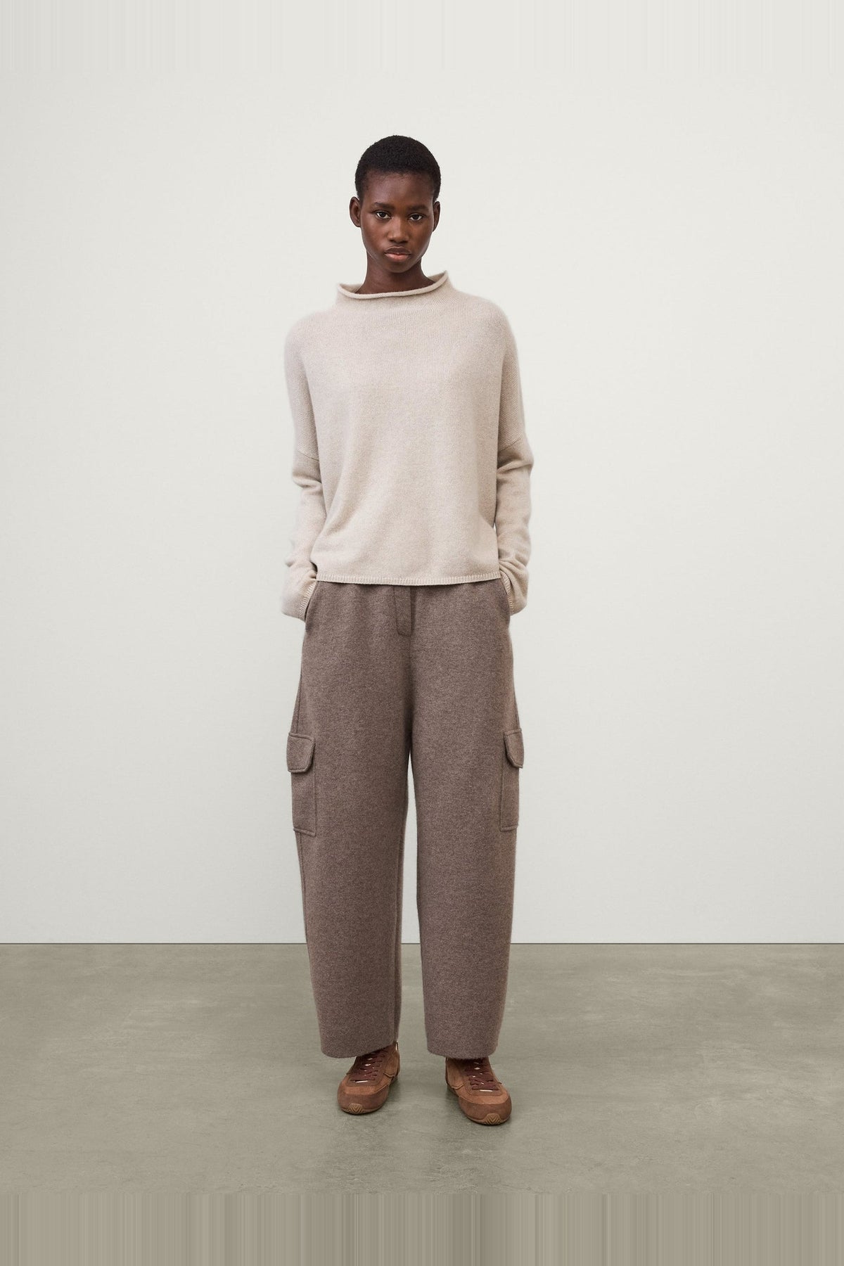 Pull col haut Sandy Lisa Yang – sand – vue 1