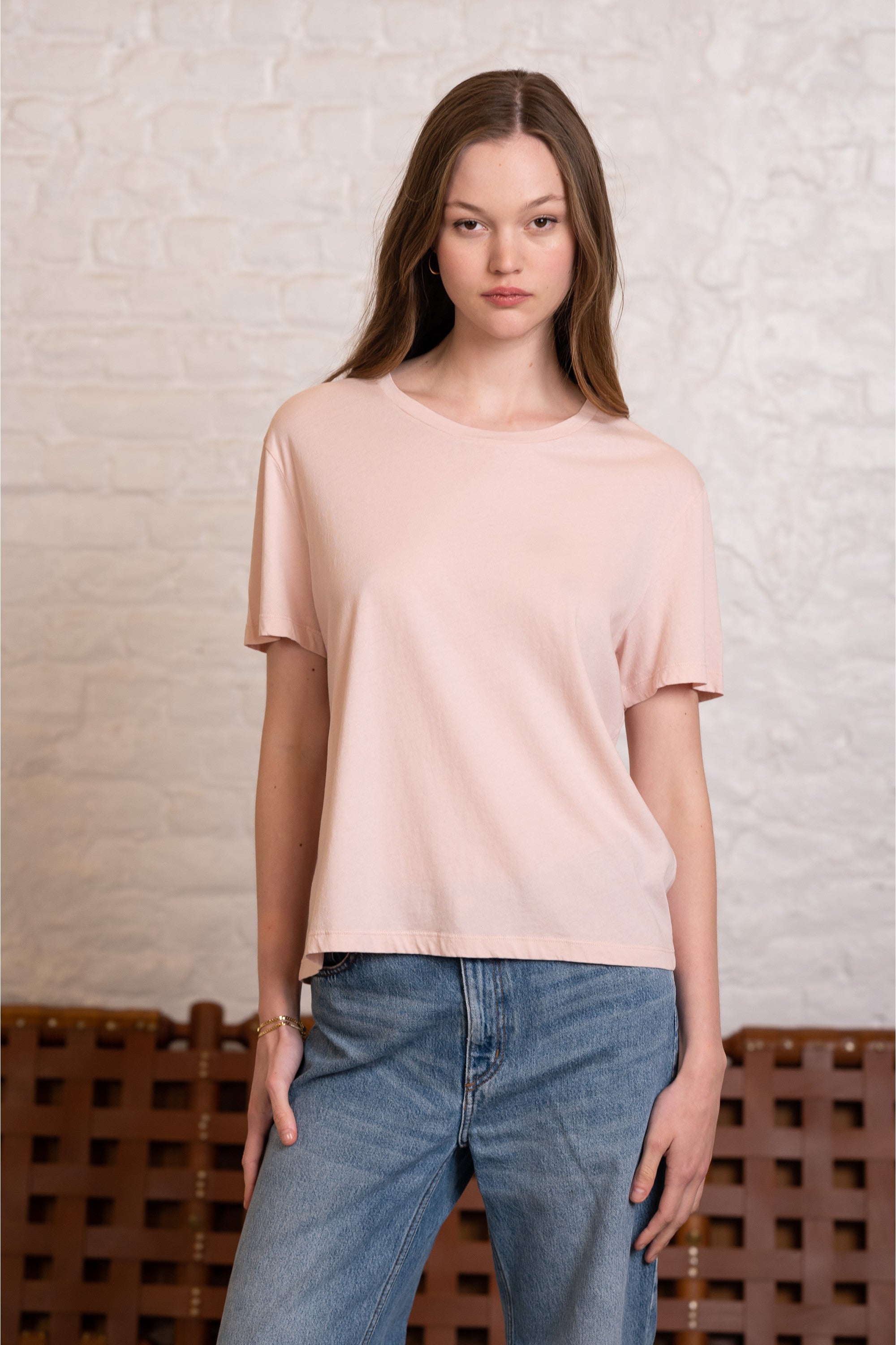 ROUND NECK T-SHIRT