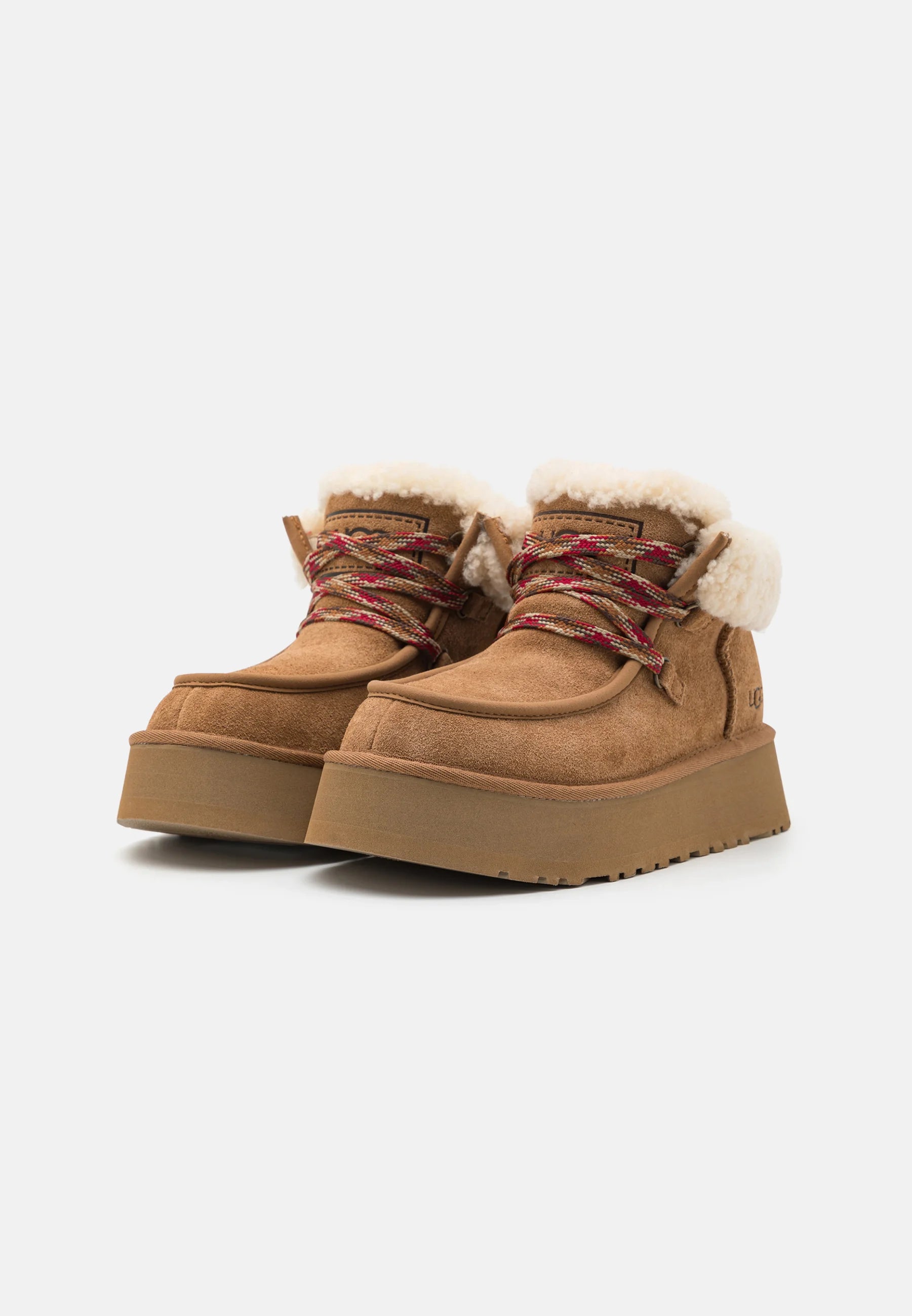 UGG Funkarra cabin cuff Chestnut