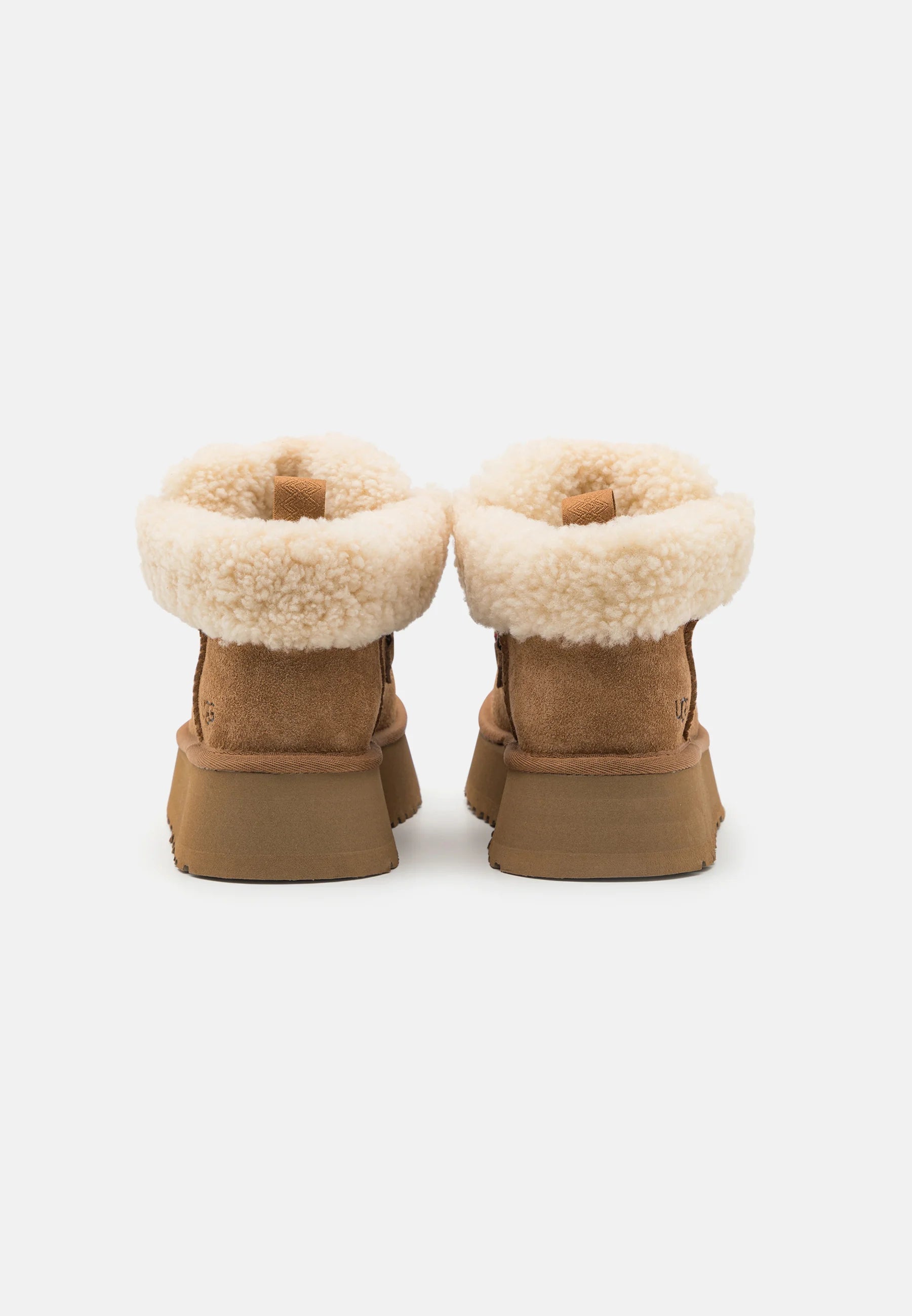 UGG Funkarra cabin cuff Chestnut